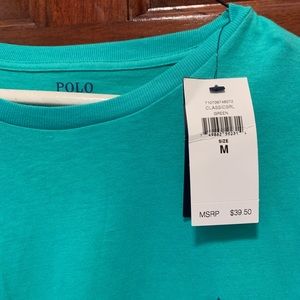 Polo size medium men’s t-shirt